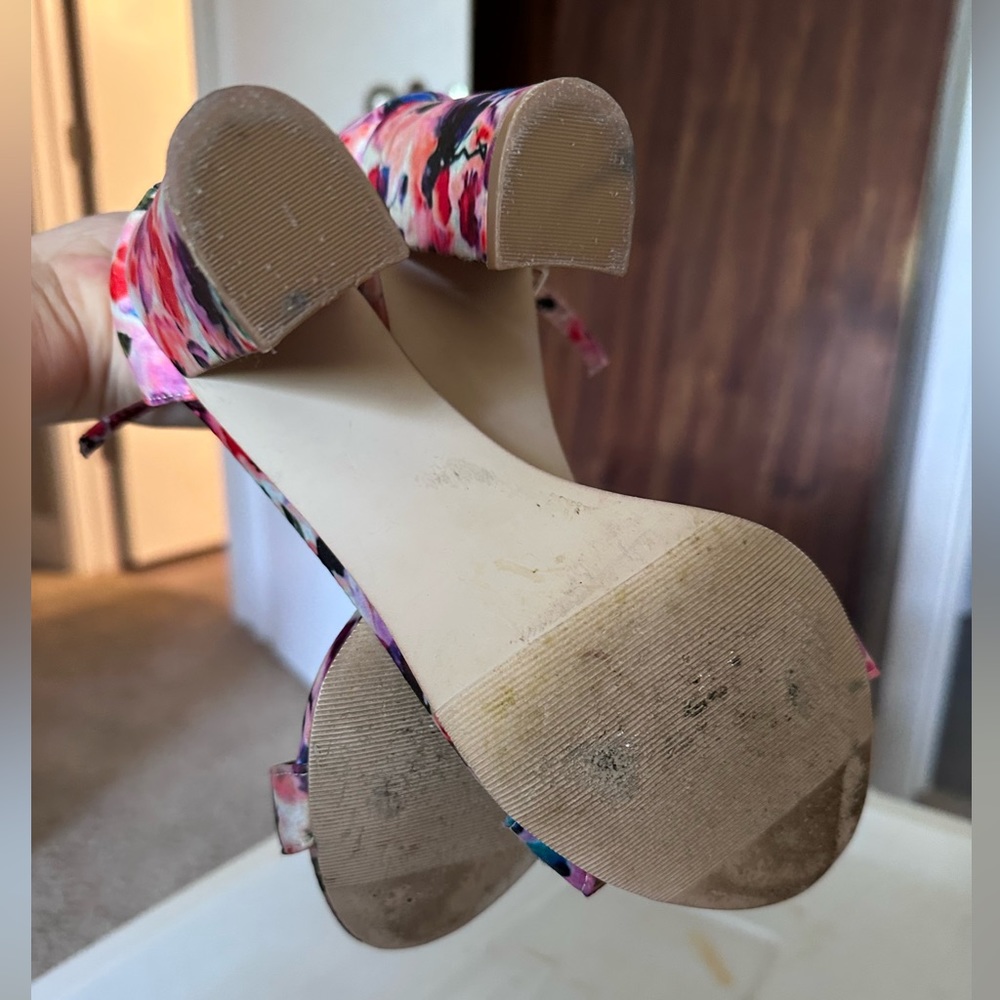 Flower heels - Picture 5 of 5